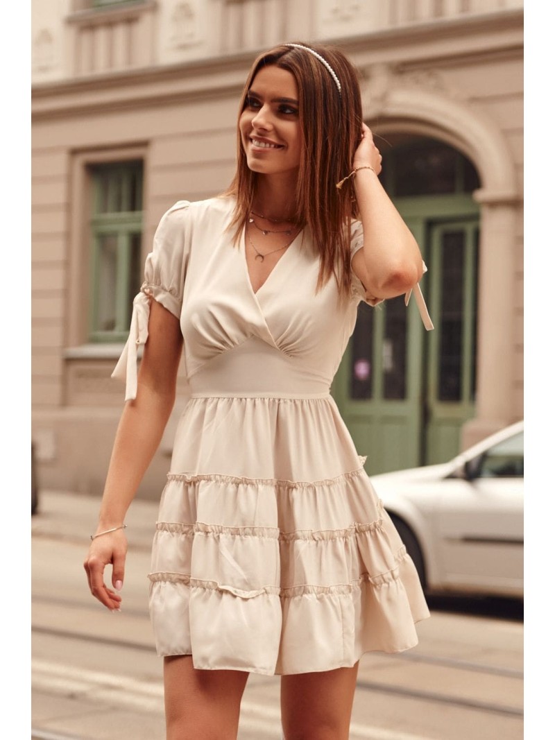 Beigefarbenes Kurzarm-Sommerkleid PR3181 – Online-Shop – Boutique